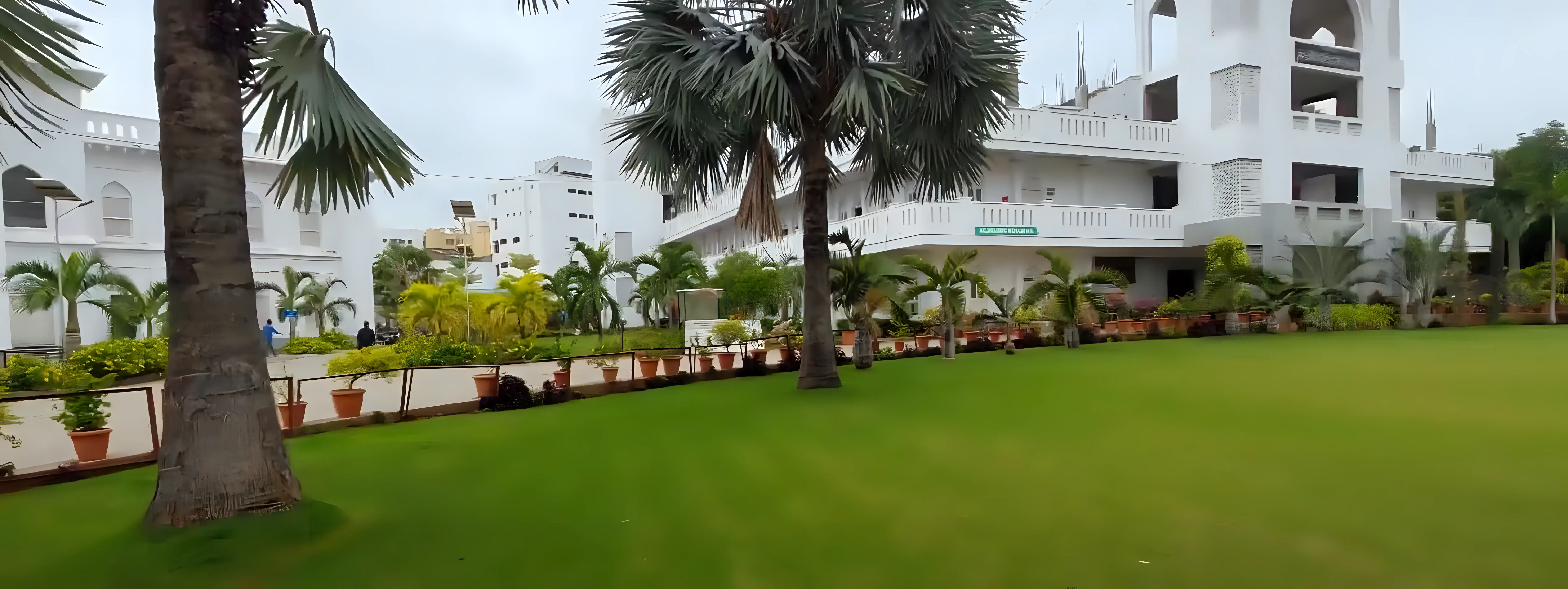 Nawab Shah Alam Khan College of Engineering & Technology Hyderabad campus photo 9